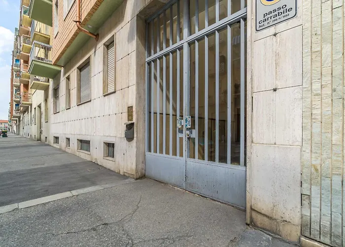 Guesthost - Mm Pozzo Strada Mini Subway * Turin